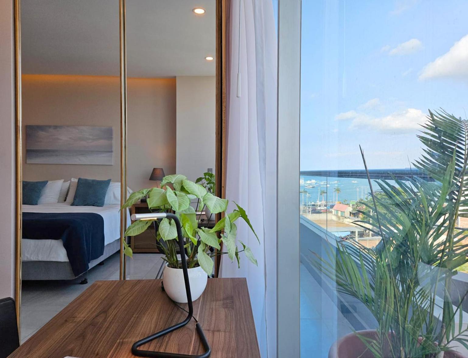 Hotel Perla Spondylus Manta Bagian luar foto