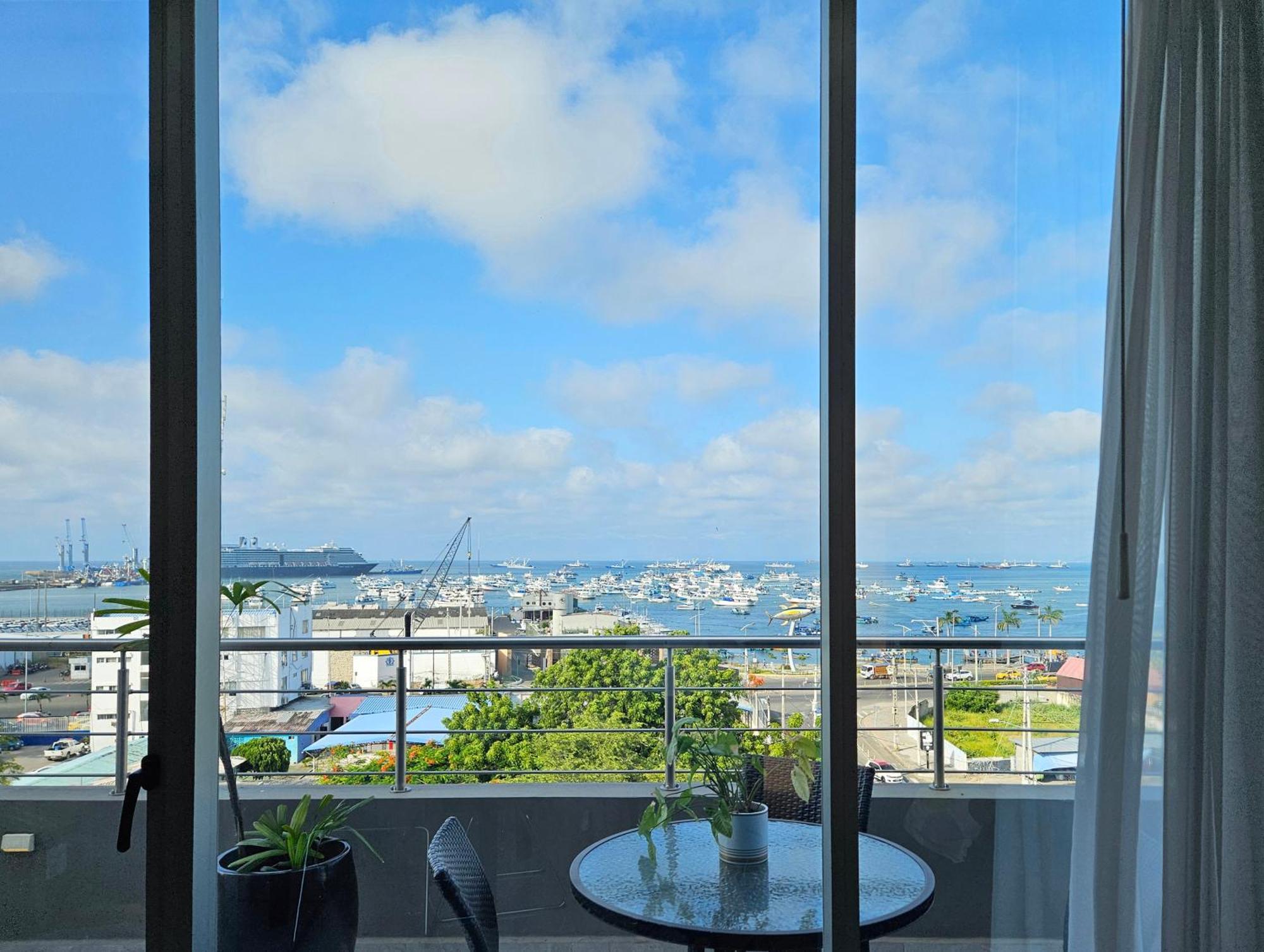 Hotel Perla Spondylus Manta Bagian luar foto